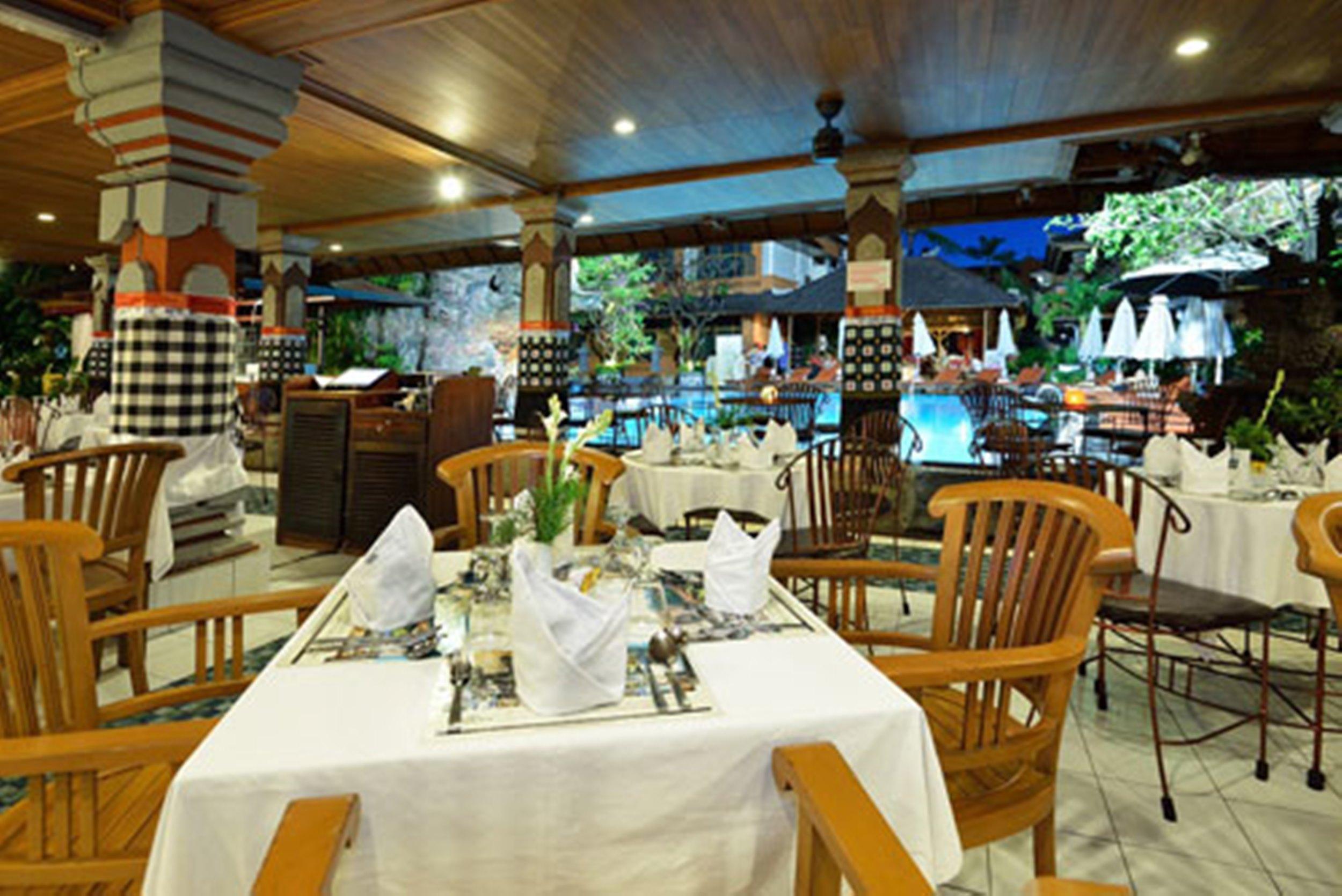 Wina Holiday Villa Кута Экстерьер фото