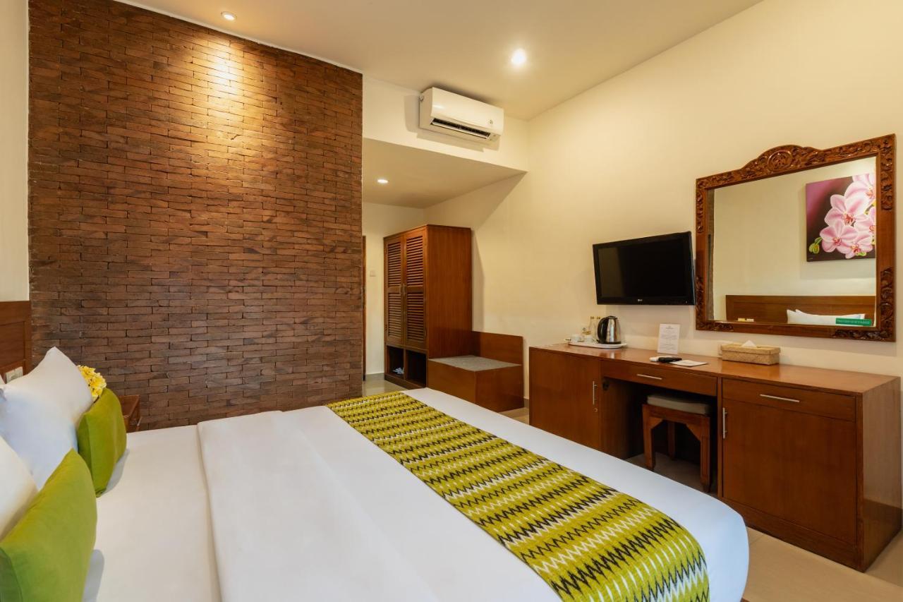 Wina Holiday Villa Кута Экстерьер фото