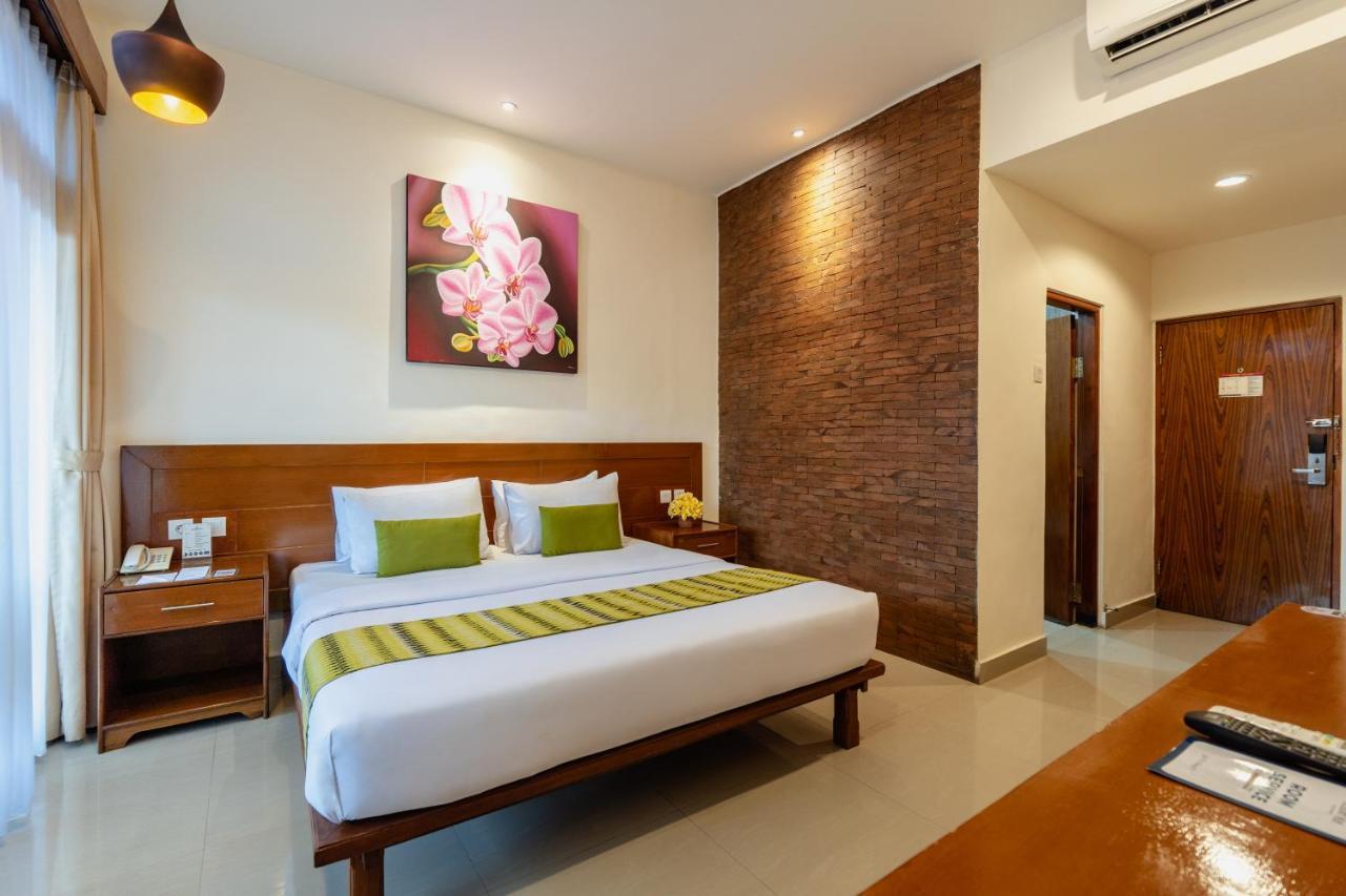 Wina Holiday Villa Кута Экстерьер фото