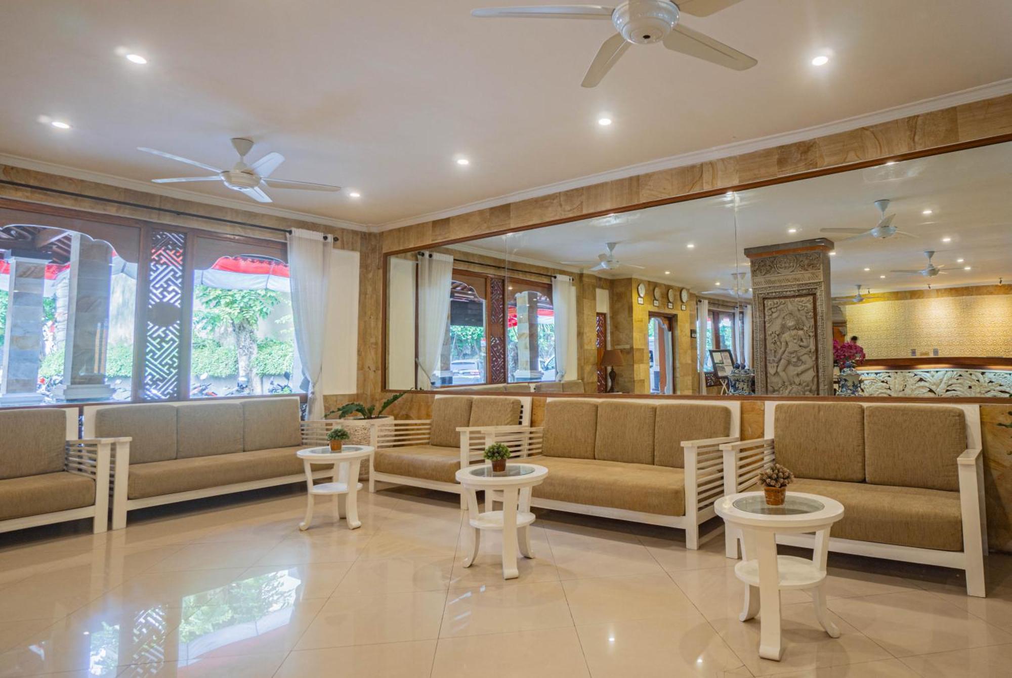 Wina Holiday Villa Кута Экстерьер фото
