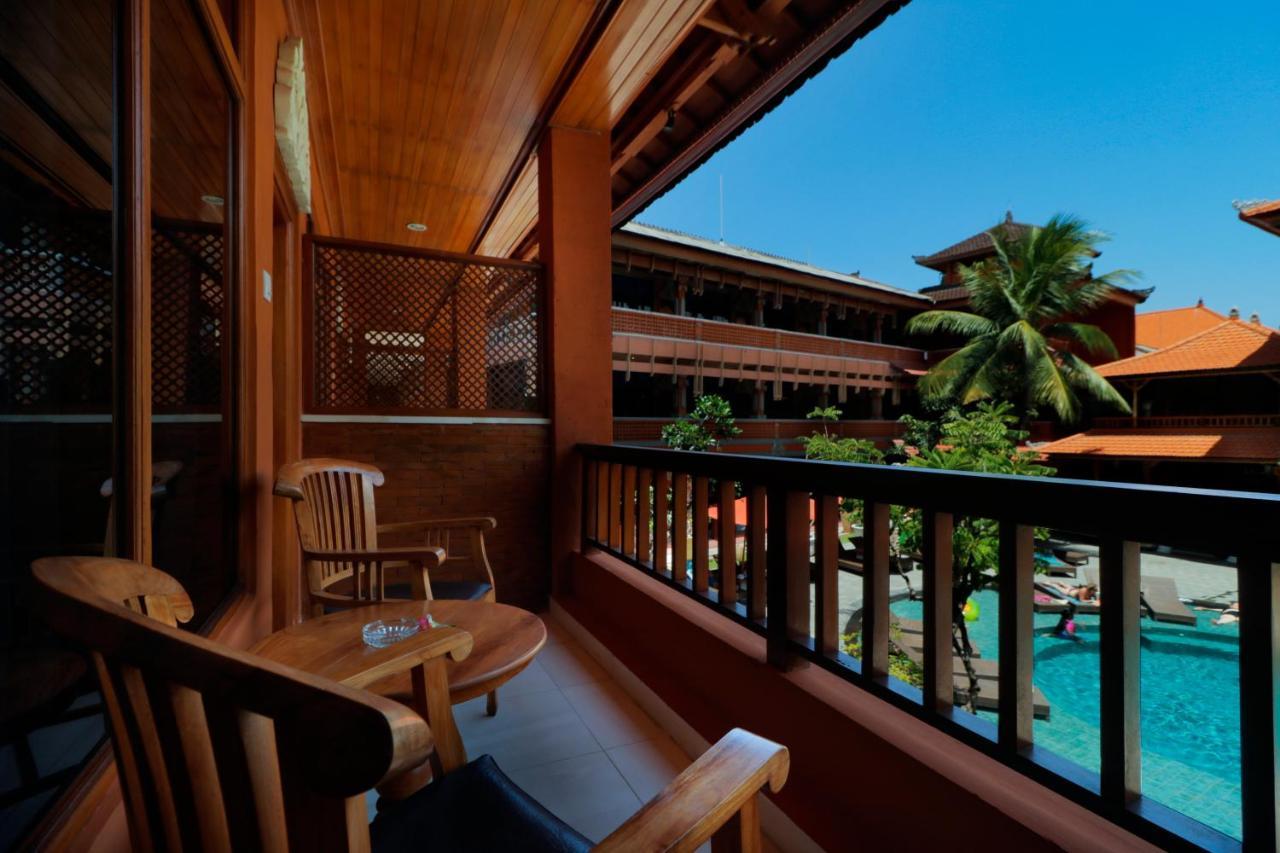 Wina Holiday Villa Кута Экстерьер фото