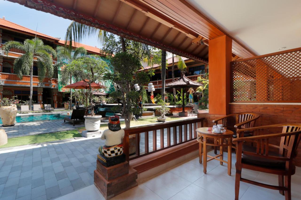 Wina Holiday Villa Кута Экстерьер фото